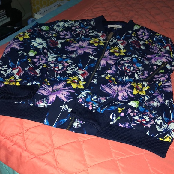 Jacket - Picture 1 of 2